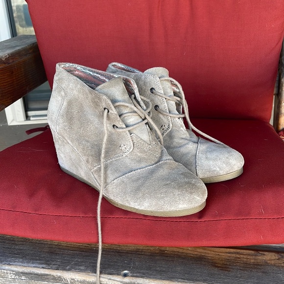 Toms platform suede booties - Picture 1 of 4